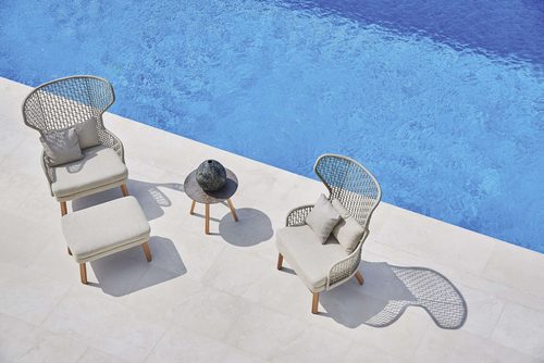 Emma footrest / pouf