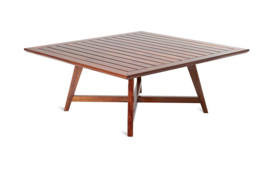 C est la vie square table