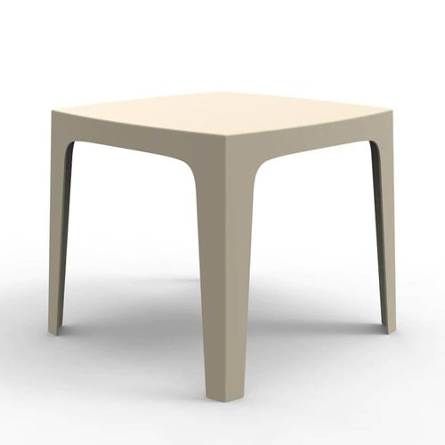 Solid table