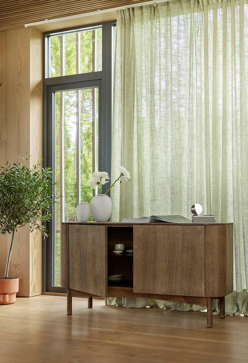 Loud sideboard
