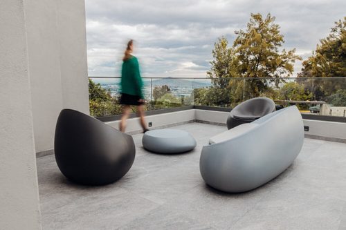 Stone Lounge Chair Basic
