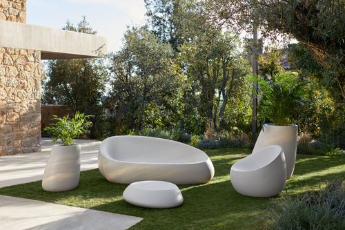Stone planter 60x46x70h Basic