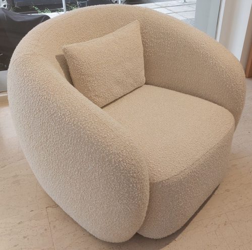 Curve Swivel offer