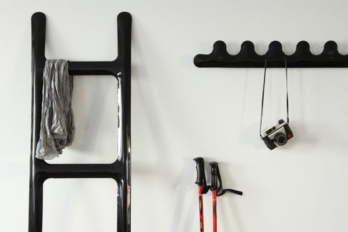 Drab Hanger