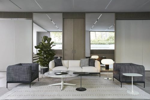 Asia armchair (bouclè)