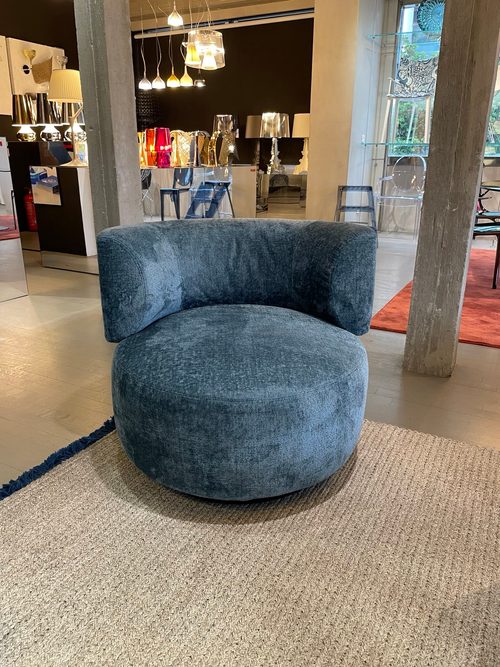 K-Waiting Armchair Chenille Blue Offer