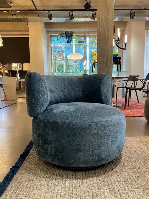 K-Waiting Armchair Chenille Blue Offer