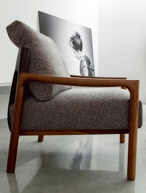 Vera Armchair