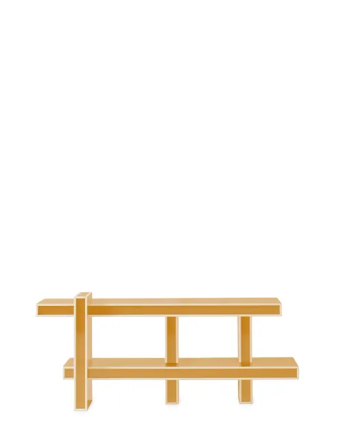 Lepid commode